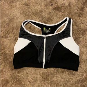 Xersion Sports Bra 2X New without tags.